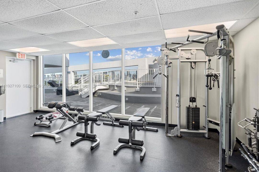 En Venta: $525,000 (2 camas, 2 baños, 1046 Pies cuadrados)