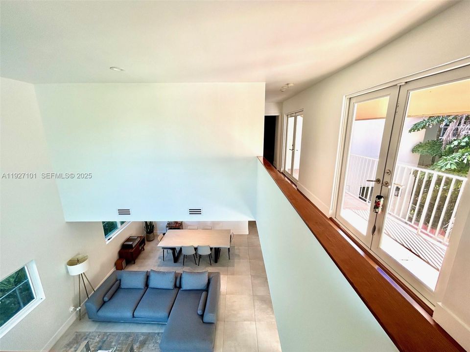 En Renta: $8,500 (4 camas, 3 baños, 2368 Pies cuadrados)