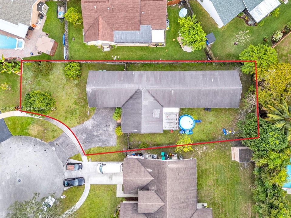 For Sale: $825,000 (4 beds, 3 baths, 2333 Square Feet)