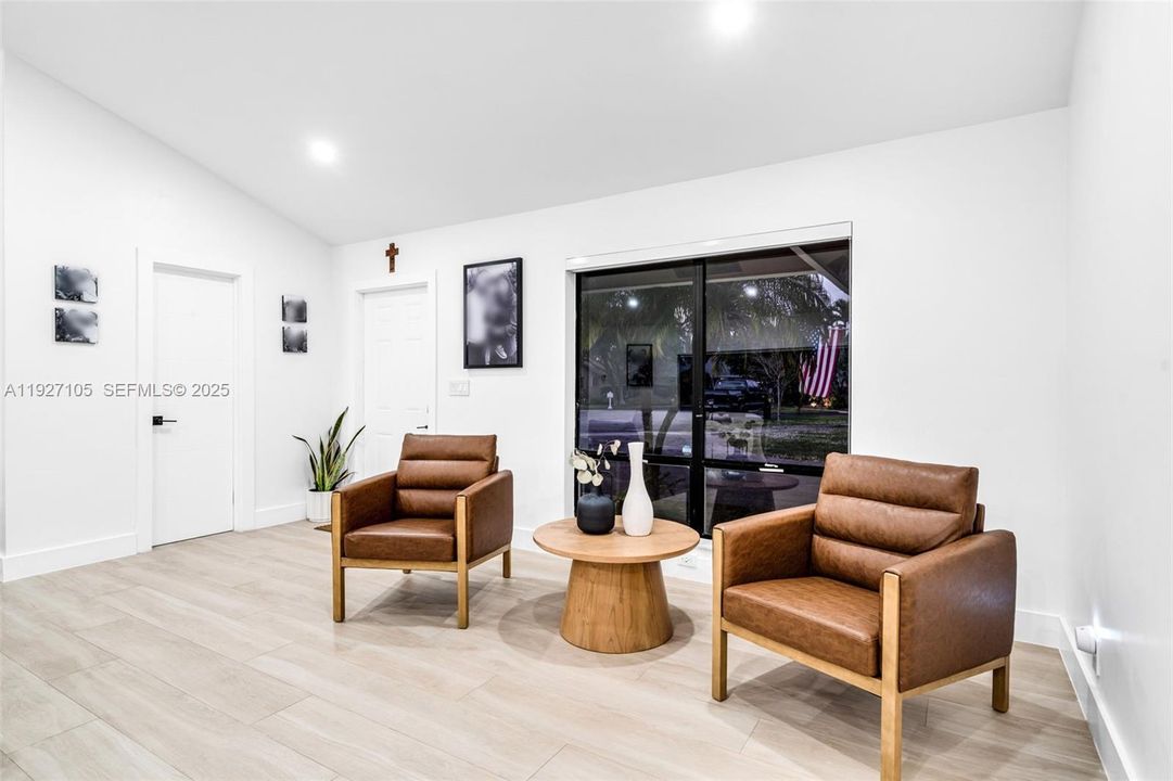 For Sale: $825,000 (4 beds, 3 baths, 2333 Square Feet)