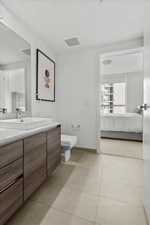 For Sale: $920,000 (2 beds, 2 baths, 1134 Square Feet)