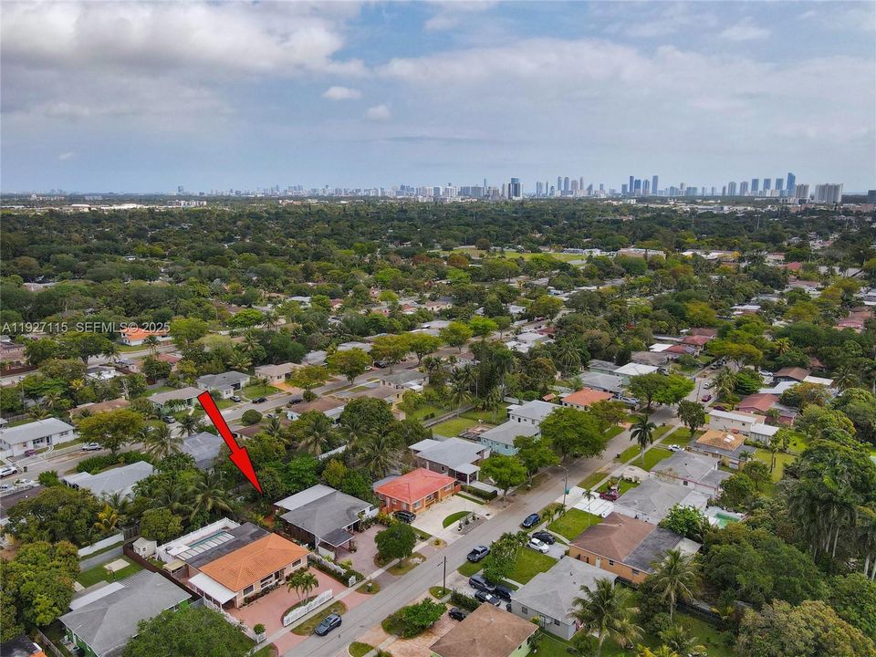 For Sale: $649,000 (3 beds, 2 baths, 1686 Square Feet)