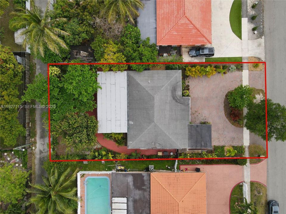 For Sale: $649,000 (3 beds, 2 baths, 1686 Square Feet)