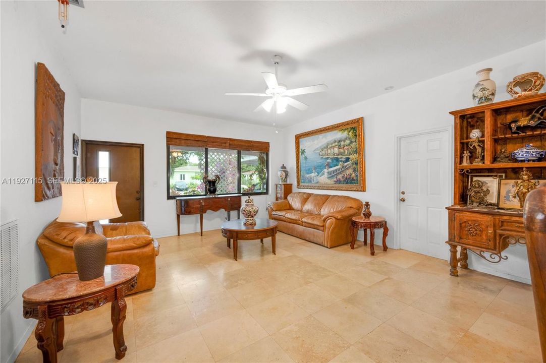 For Sale: $649,000 (3 beds, 2 baths, 1686 Square Feet)