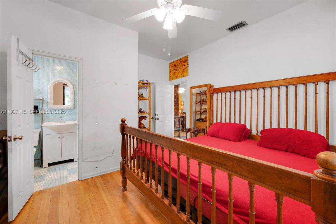 For Sale: $649,000 (3 beds, 2 baths, 1686 Square Feet)