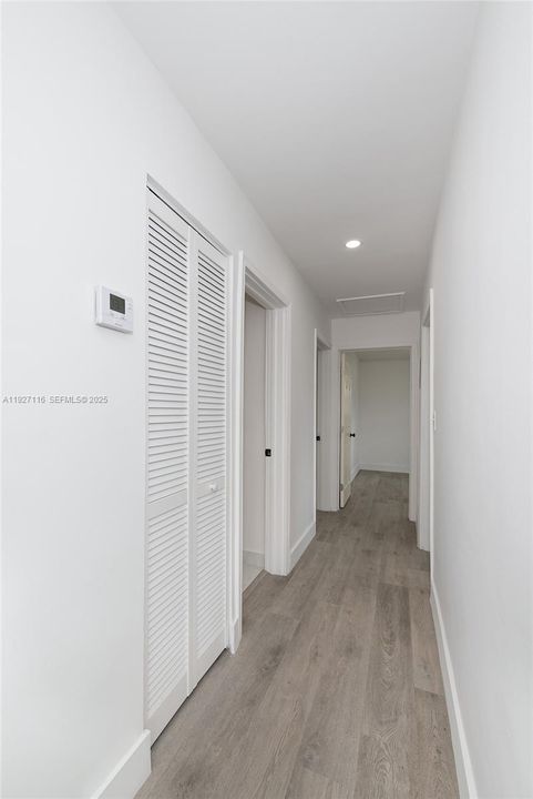 En Venta: $449,900 (5 camas, 3 baños, 1112 Pies cuadrados)