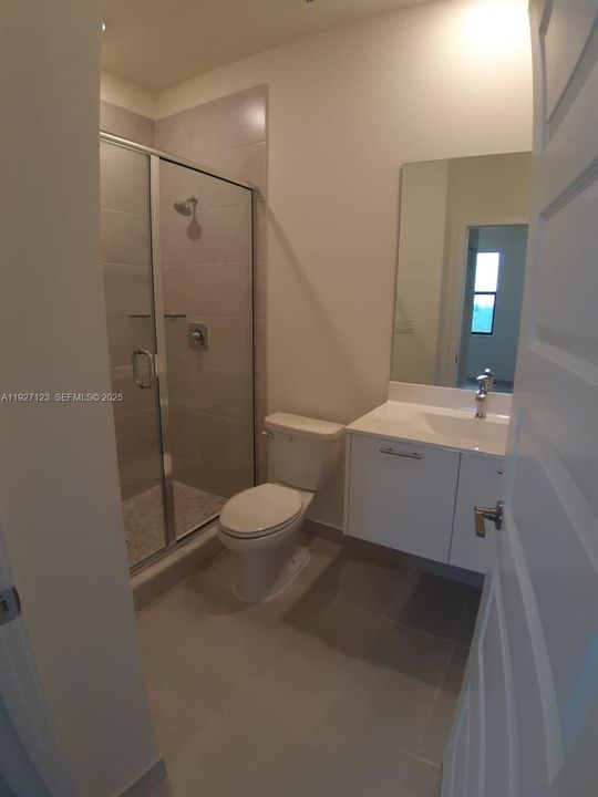 В аренду: $2,800 (2 спален, 2 ванн, 1072 Квадратных фут)