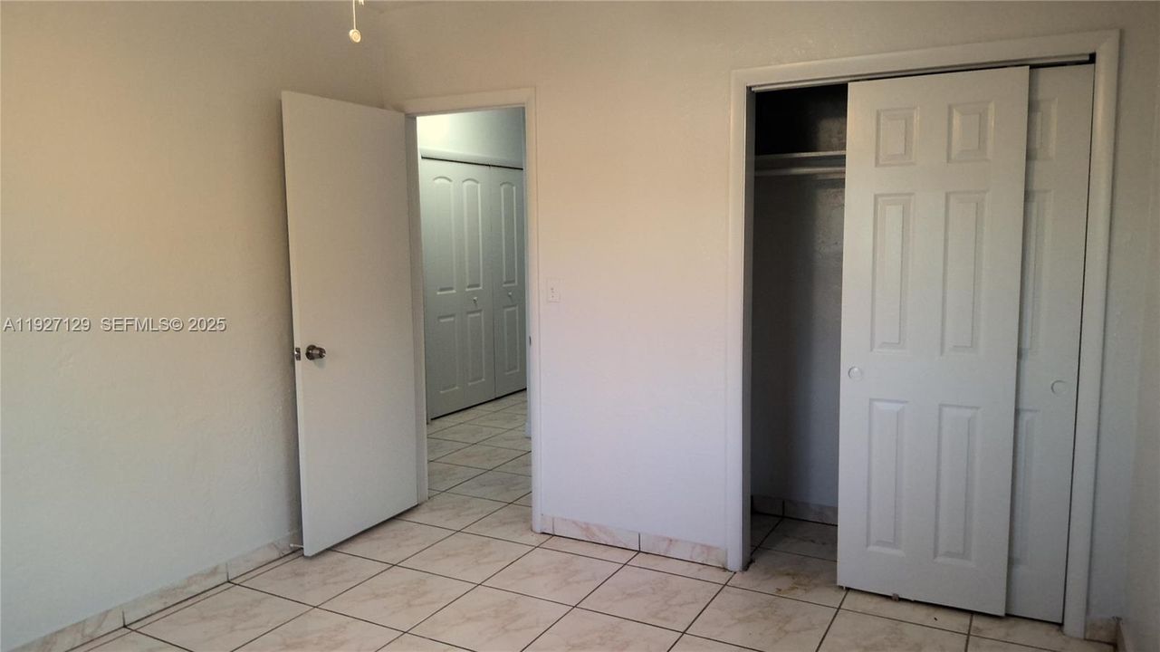 For Rent: $2,900 (3 beds, 2 baths, 1118 Square Feet)