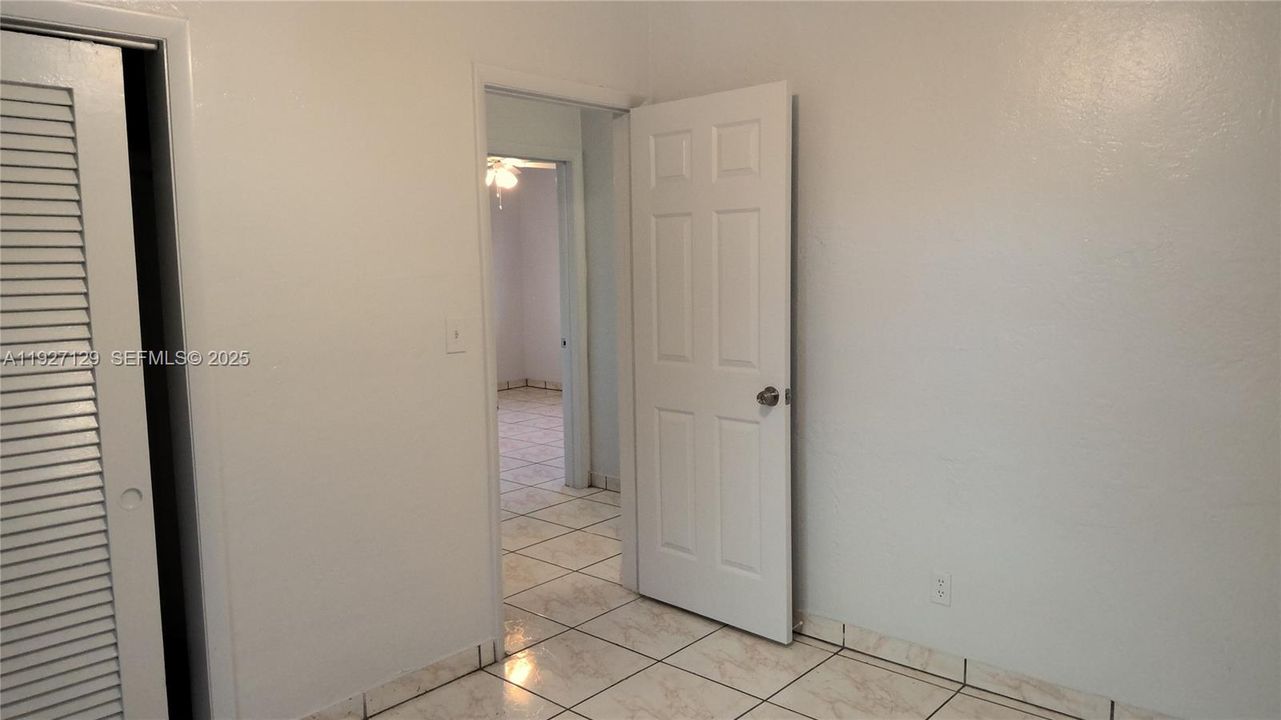 For Rent: $2,900 (3 beds, 2 baths, 1118 Square Feet)