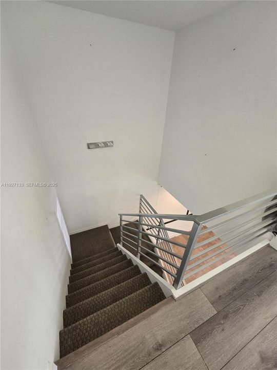 В аренду: $4,990 (3 спален, 2 ванн, 1748 Квадратных фут)