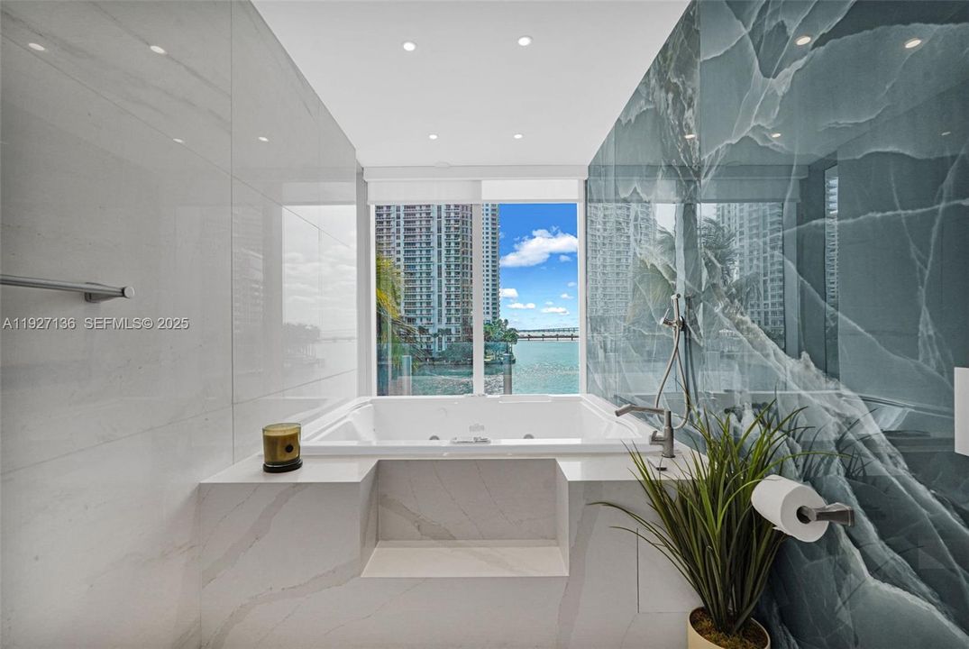 В аренду: $40,000 (3 спален, 3 ванн, 2877 Квадратных фут)