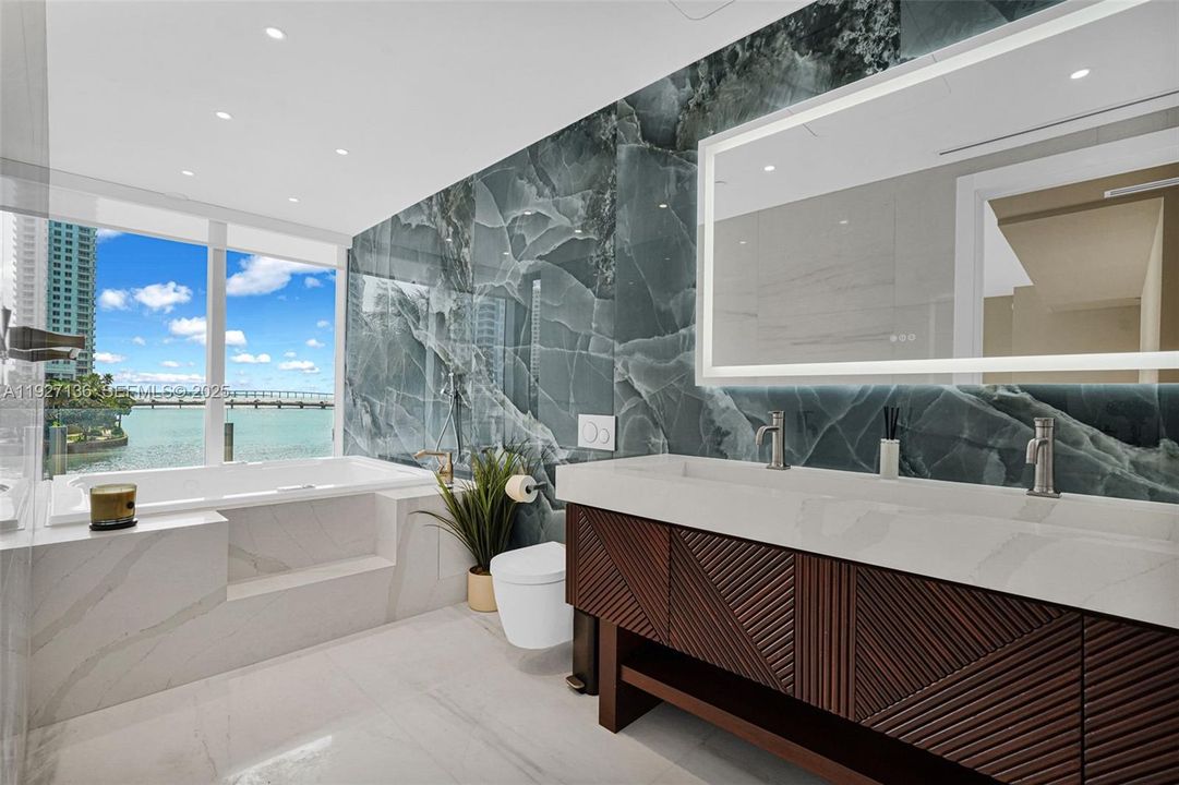 В аренду: $40,000 (3 спален, 3 ванн, 2877 Квадратных фут)