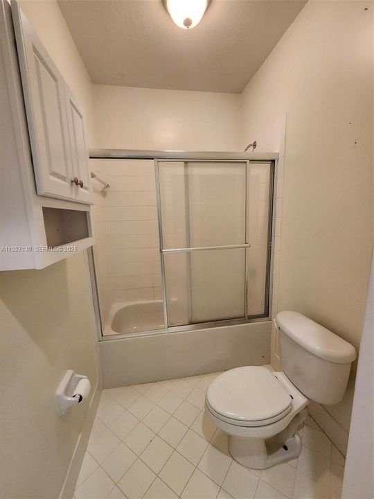 For Rent: $2,250 (2 beds, 2 baths, 1057 Square Feet)