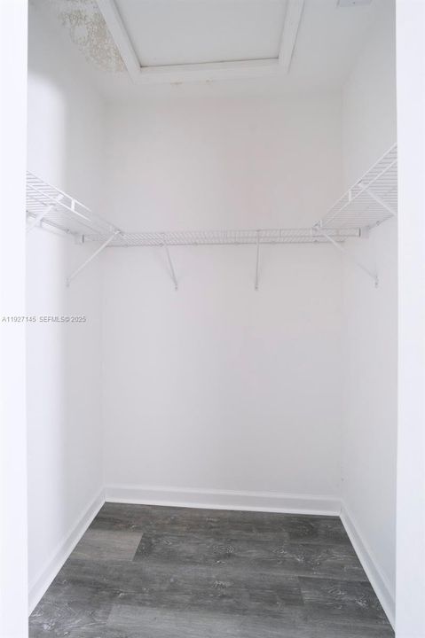 For Sale: $649,000 (4 beds, 2 baths, 1820 Square Feet)