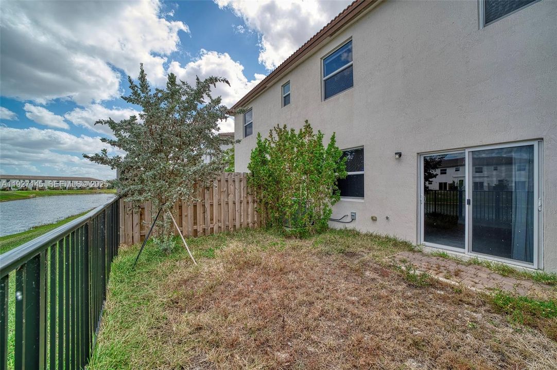 For Sale: $649,000 (4 beds, 2 baths, 1820 Square Feet)