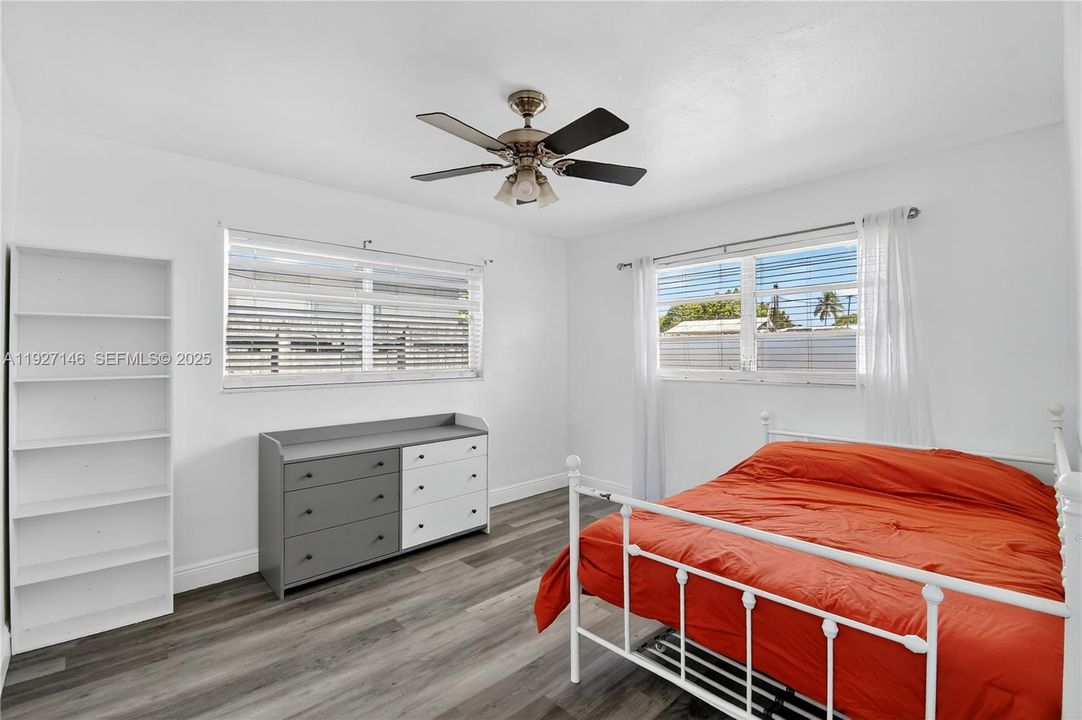 В аренду: $3,100 (3 спален, 2 ванн, 1263 Квадратных фут)