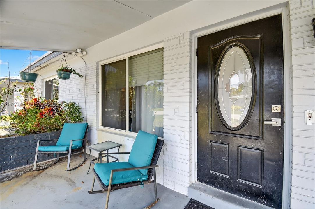 В аренду: $3,100 (3 спален, 2 ванн, 1263 Квадратных фут)