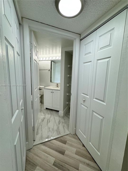 На продажу: $265,000 (2 спален, 2 ванн, 1044 Квадратных фут)