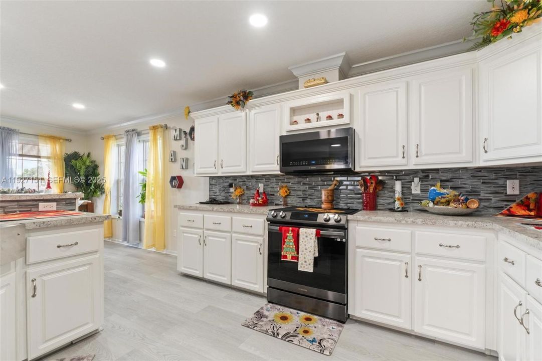 For Sale: $169,000 (3 beds, 2 baths, 0 Square Feet)