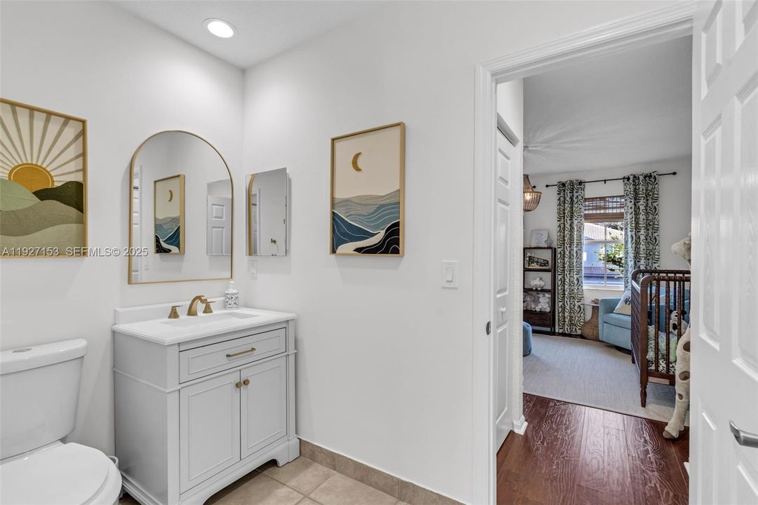 En Venta: $785,000 (5 camas, 3 baños, 2982 Pies cuadrados)