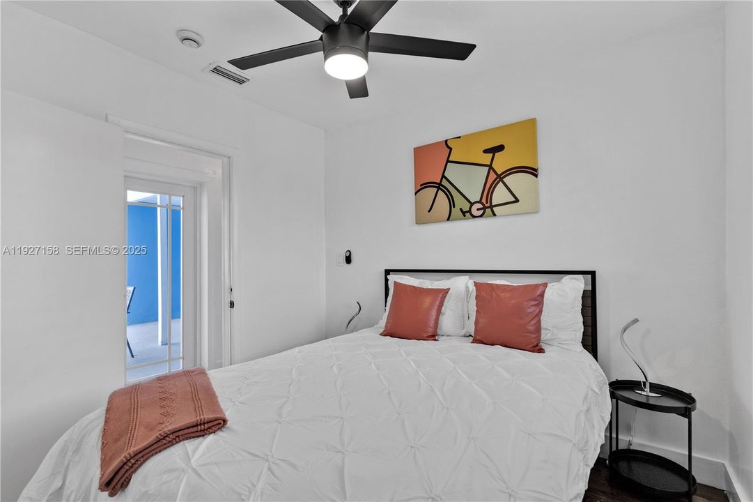 En Renta: $3,950 (4 camas, 2 baños, 1008 Pies cuadrados)