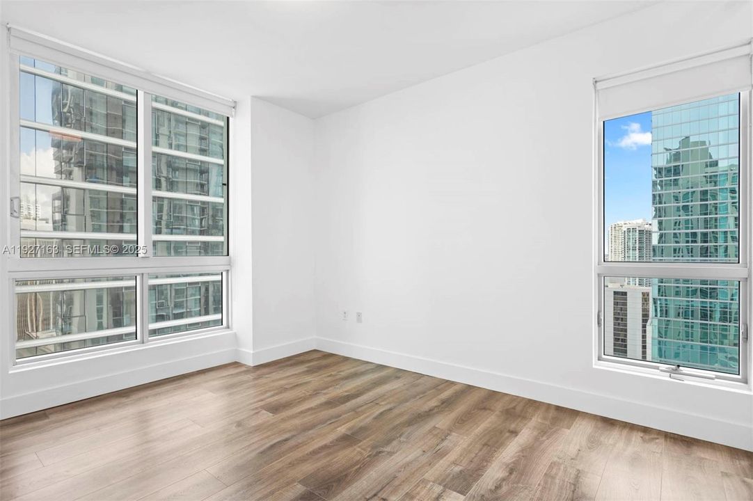 В аренду: $3,700 (2 спален, 2 ванн, 1017 Квадратных фут)