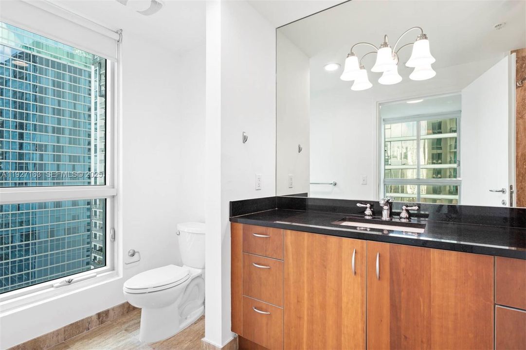 В аренду: $3,700 (2 спален, 2 ванн, 1017 Квадратных фут)