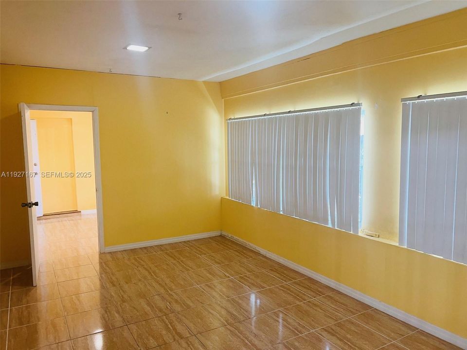 For Rent: $3,150 (2 beds, 2 baths, 1774 Square Feet)