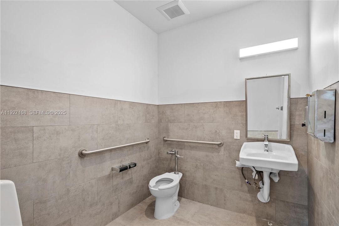 For Sale: $5,500,000 (0 beds, 0 baths, 0 Square Feet)