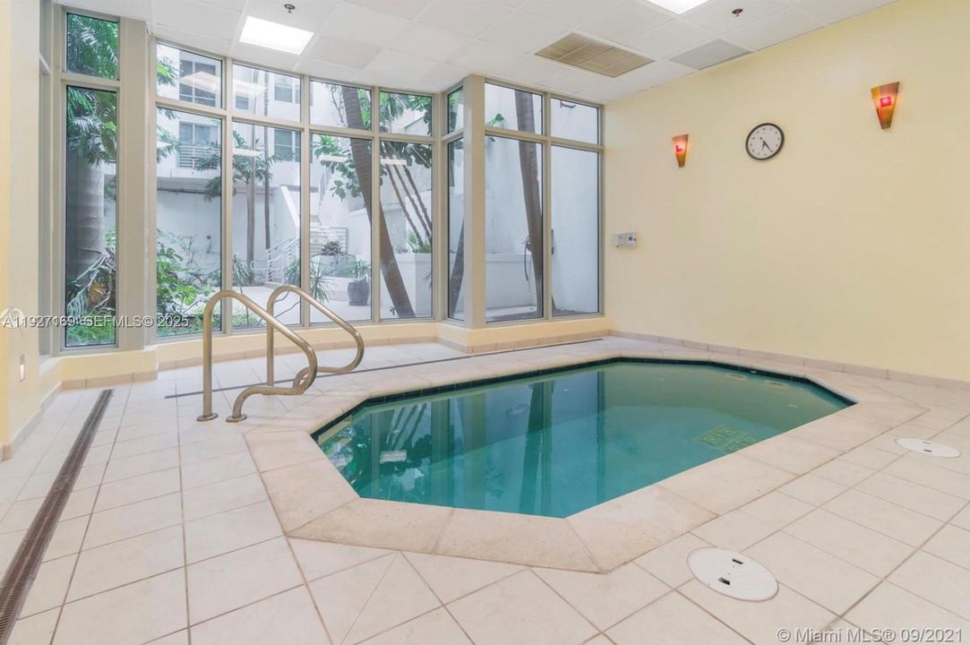 В аренду: $2,200 (1 спален, 1 ванн, 690 Квадратных фут)