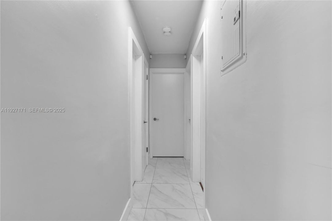 For Rent: $5,000 (4 beds, 2 baths, 1638 Square Feet)