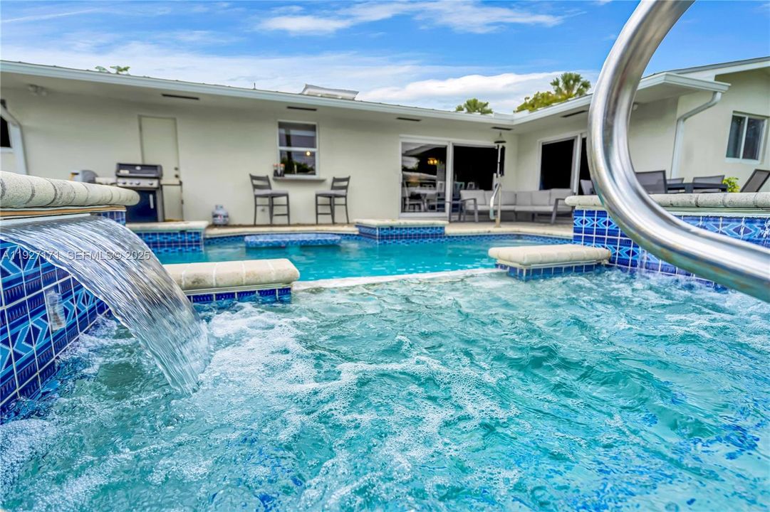 For Rent: $5,000 (4 beds, 2 baths, 1638 Square Feet)