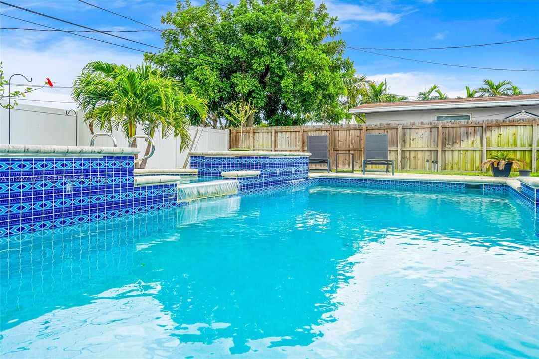 For Rent: $5,000 (4 beds, 2 baths, 1638 Square Feet)