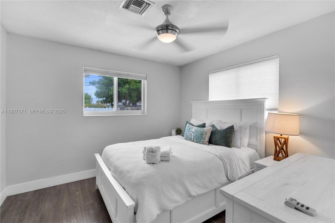 For Rent: $5,000 (4 beds, 2 baths, 1638 Square Feet)