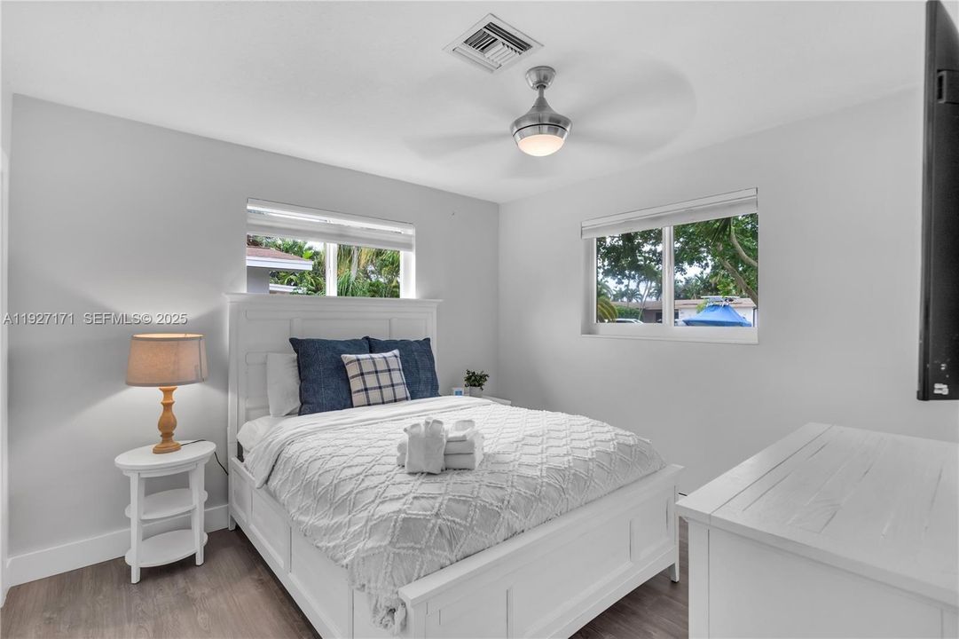 For Rent: $5,000 (4 beds, 2 baths, 1638 Square Feet)