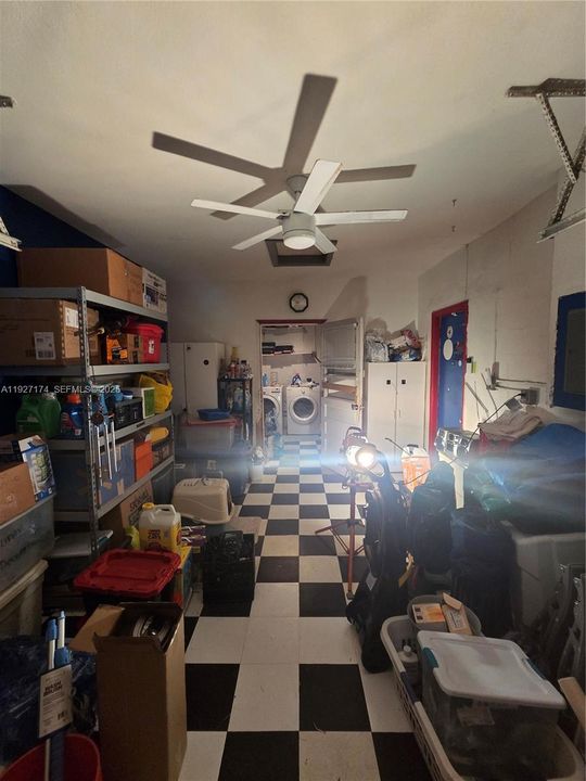 For Sale: $849,999 (3 beds, 2 baths, 1370 Square Feet)