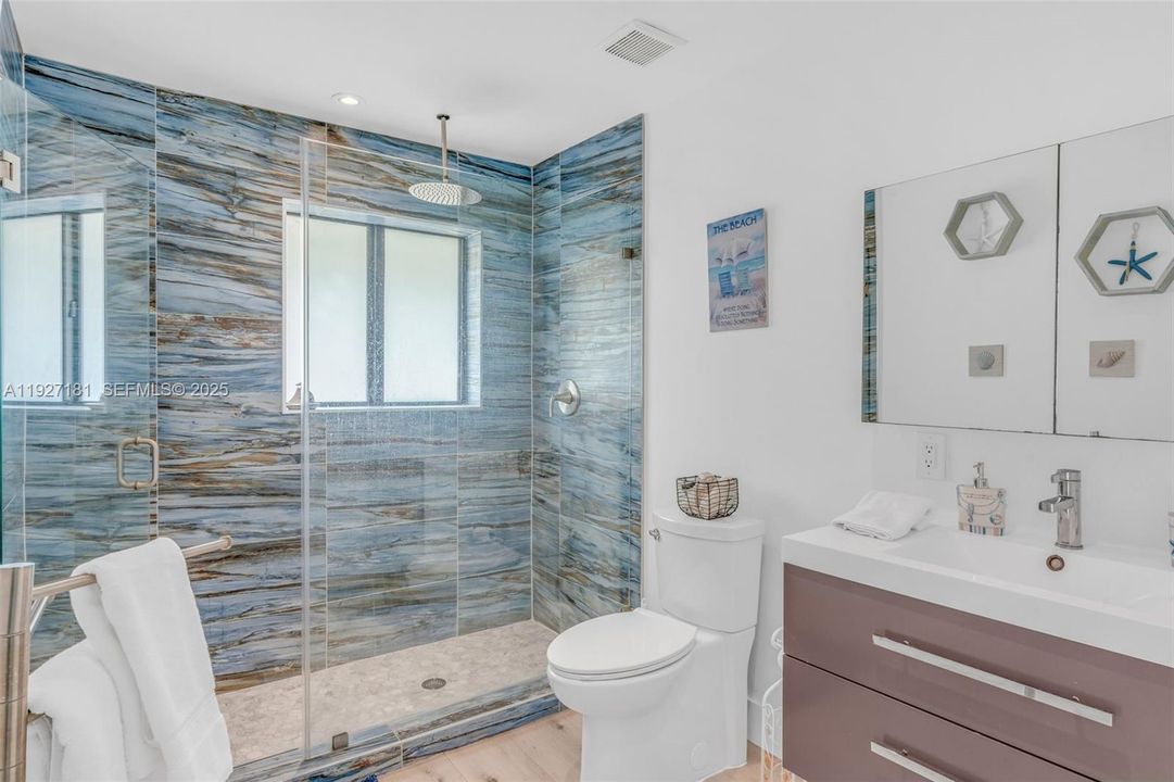 待售: $2,450,000 (3 贝兹, 3 浴室, 2486 平方英尺)