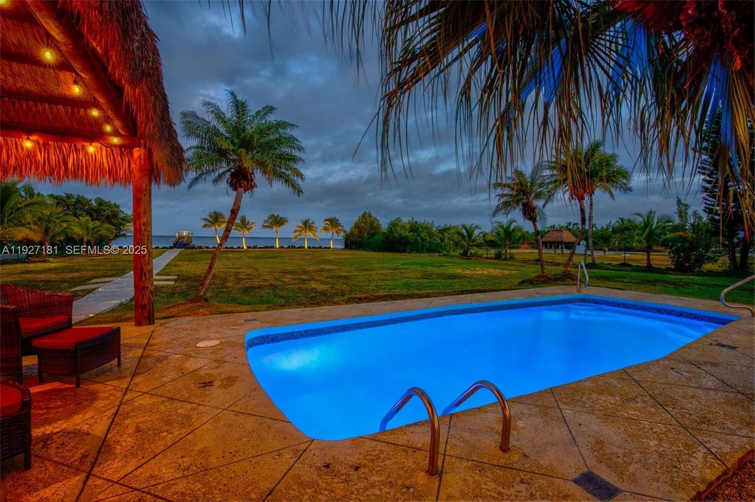 待售: $2,450,000 (3 贝兹, 3 浴室, 2486 平方英尺)