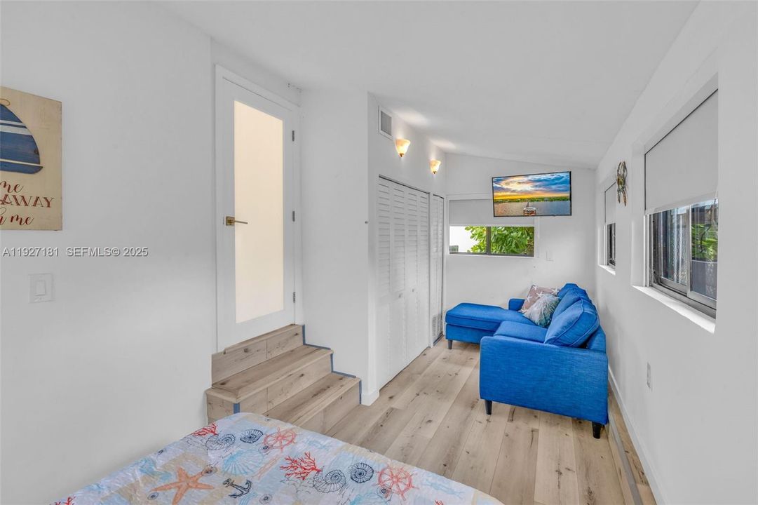 待售: $2,450,000 (3 贝兹, 3 浴室, 2486 平方英尺)