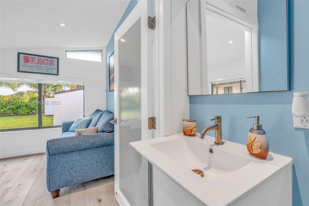 待售: $2,450,000 (3 贝兹, 3 浴室, 2486 平方英尺)