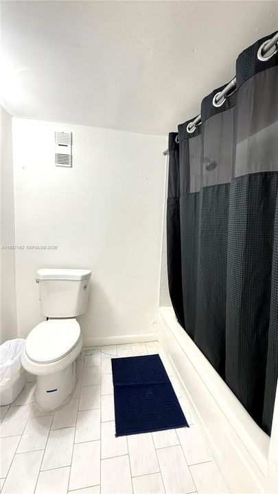 For Sale: $175,000 (2 beds, 1 baths, 1075 Square Feet)