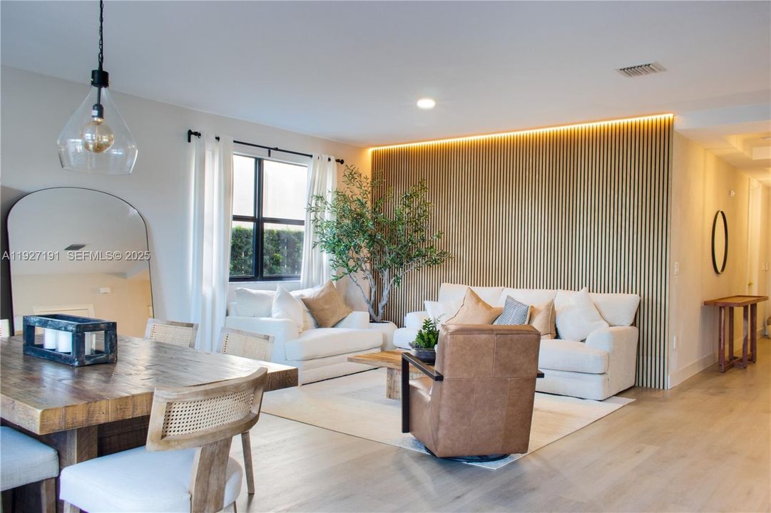 For Sale: $1,250,000 (5 beds, 4 baths, 3820 Square Feet)