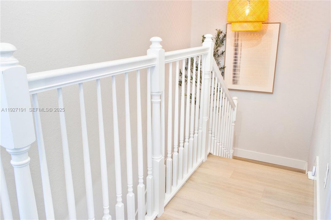 For Sale: $1,250,000 (5 beds, 4 baths, 3820 Square Feet)