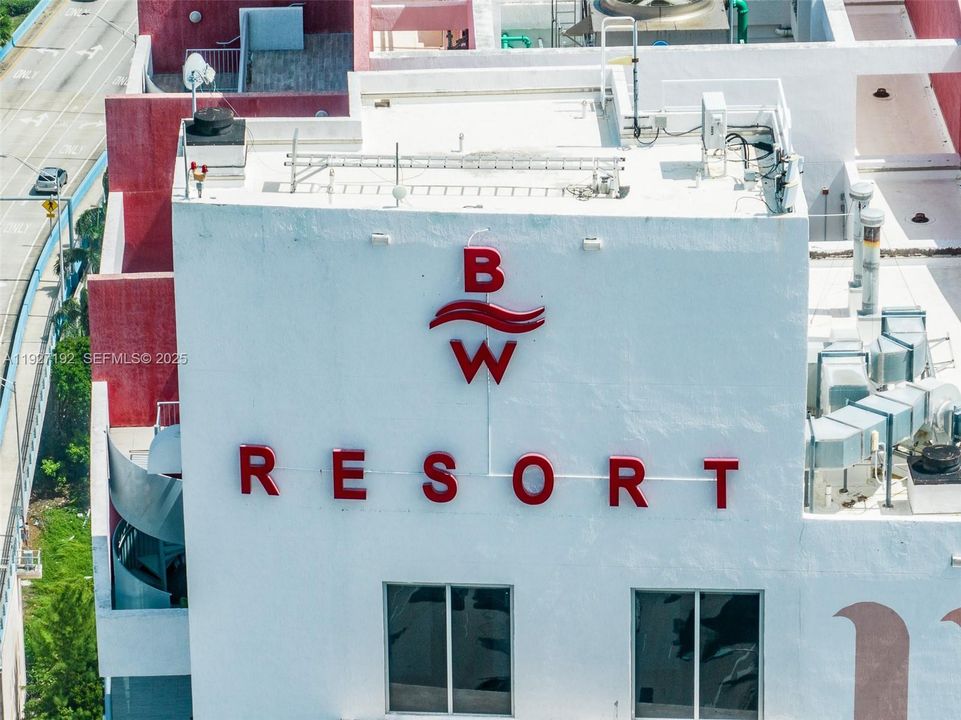 На продажу: $435,000 (2 спален, 2 ванн, 1037 Квадратных фут)