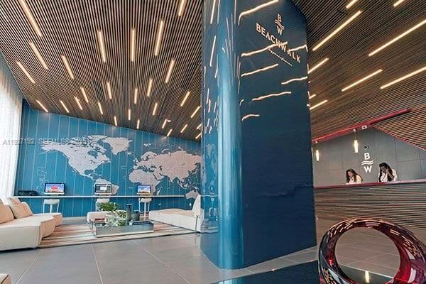 На продажу: $435,000 (2 спален, 2 ванн, 1037 Квадратных фут)