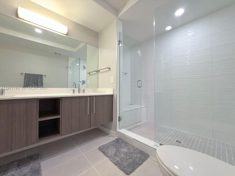 В аренду: $3,200 (2 спален, 2 ванн, 1130 Квадратных фут)