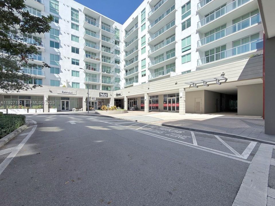 В аренду: $3,200 (2 спален, 2 ванн, 1130 Квадратных фут)