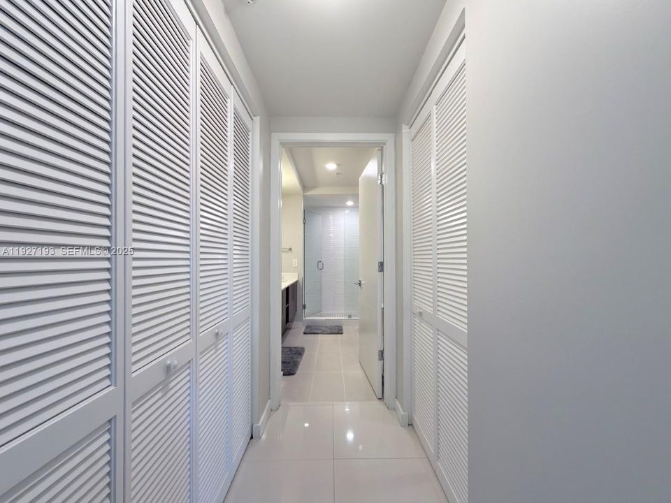 В аренду: $3,200 (2 спален, 2 ванн, 1130 Квадратных фут)