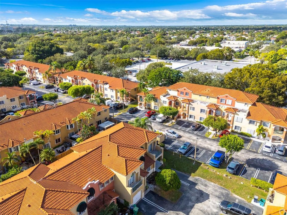 For Sale: $440,000 (4 beds, 3 baths, 1700 Square Feet)