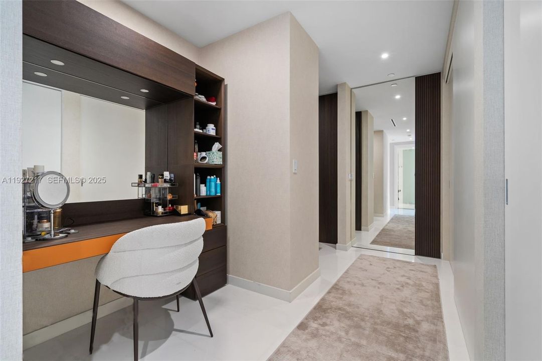 В аренду: $40,000 (5 спален, 6 ванн, 0 Квадратных фут)